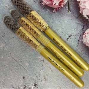 🌟 2 Day Sale🌟 Gold Goddess Face Brush Set, 3 Make Up Brushes, M.OT.D. Cosmetic